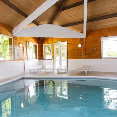 Camping Avec Terrasse Pour 4 Personnes à Saint-georges-d'oléron - Api-1-52-630