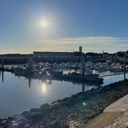 Camping Avec Terrasse Pour 4 Personnes à Saint-georges-d'oléron - Api-1-52-630 Saint-Georges-d'Oleron